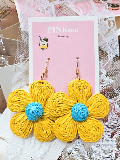 Two Tone Flower Straw Style Dangle Earring