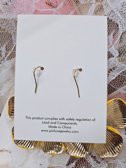 Two Tone Flower Straw Style Dangle Earring