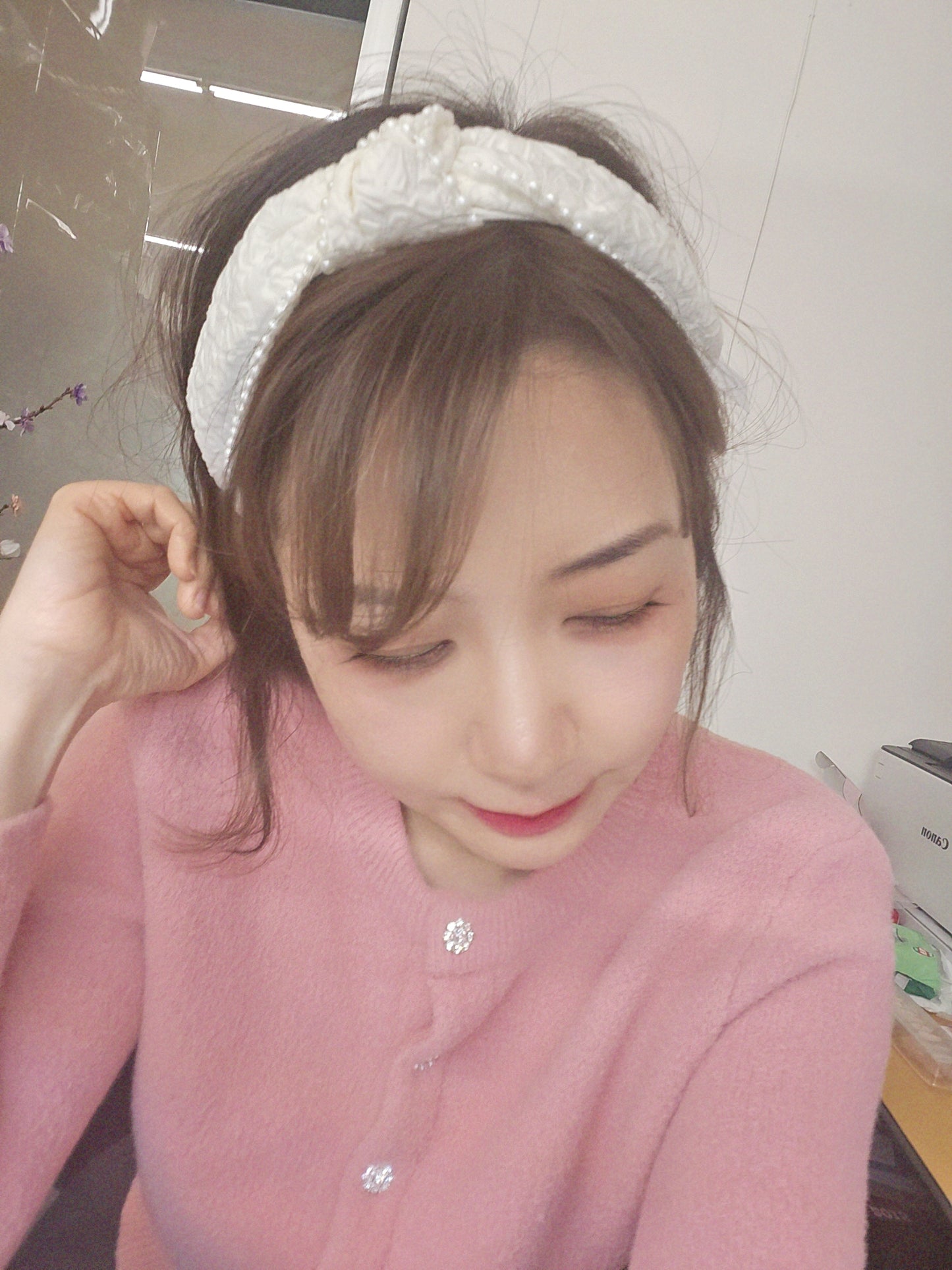 1 White Pearl Tied Lovely Hairband